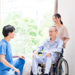 介護職のコミュニケーションのコツ｜信頼を築く伝え方と接し方