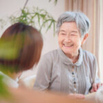 介護職を辞めてよかった？ 現役介護士の体験談【後悔あり】