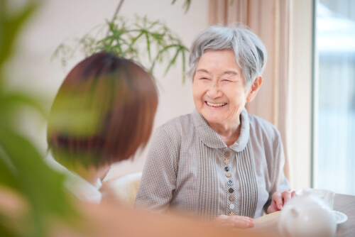 介護職を辞めてよかった？ 現役介護士の体験談【後悔あり】
